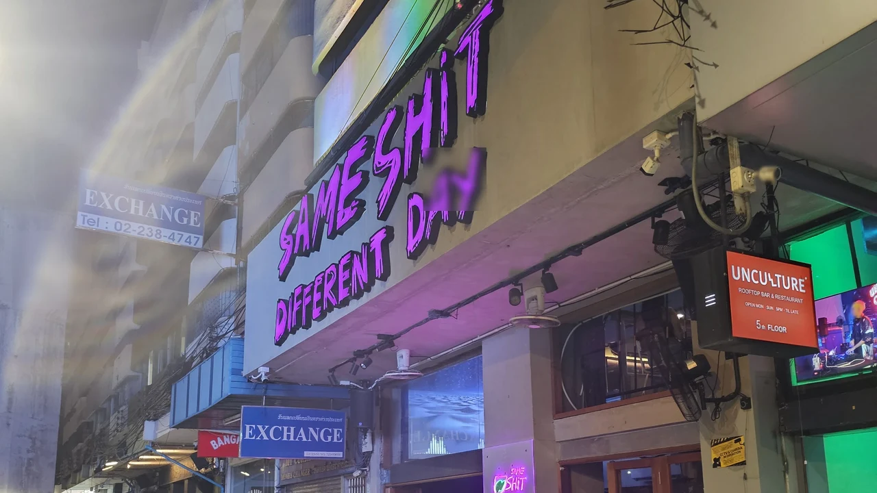 SSDD Bangkok: The Sathorn Live-Music Bar Where 95% Are Locals